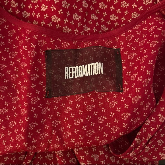 Reformation Royce Wrap Dress Red Midi Ditsy Floral Tie Sleeves size M - Picture 7 of 10